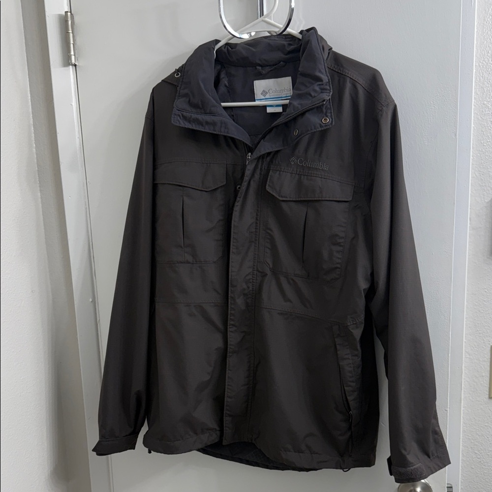 Columbia Men's Dark Gray Raincoat - Picture 2 of 12